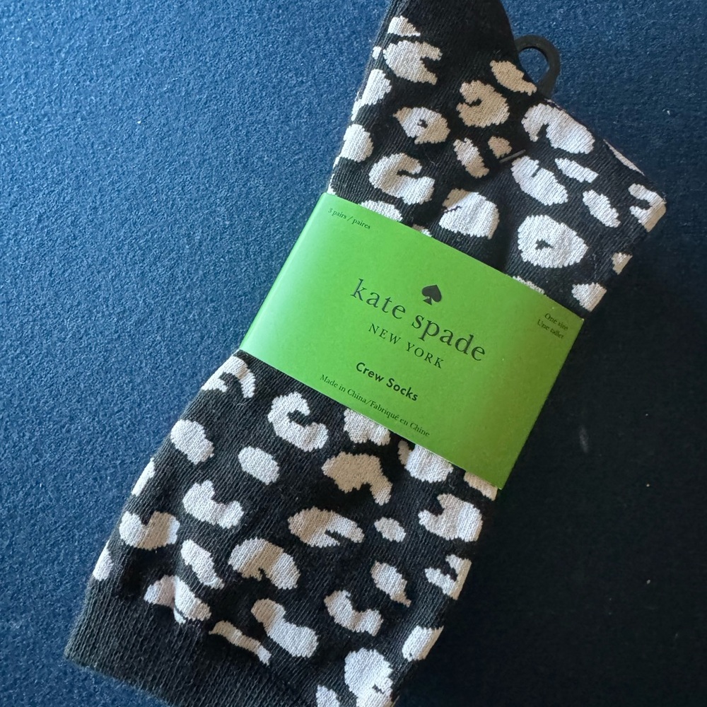 Kate Spade Leopard Print,pale pink&solid black with classic logo trio of Socks♠️